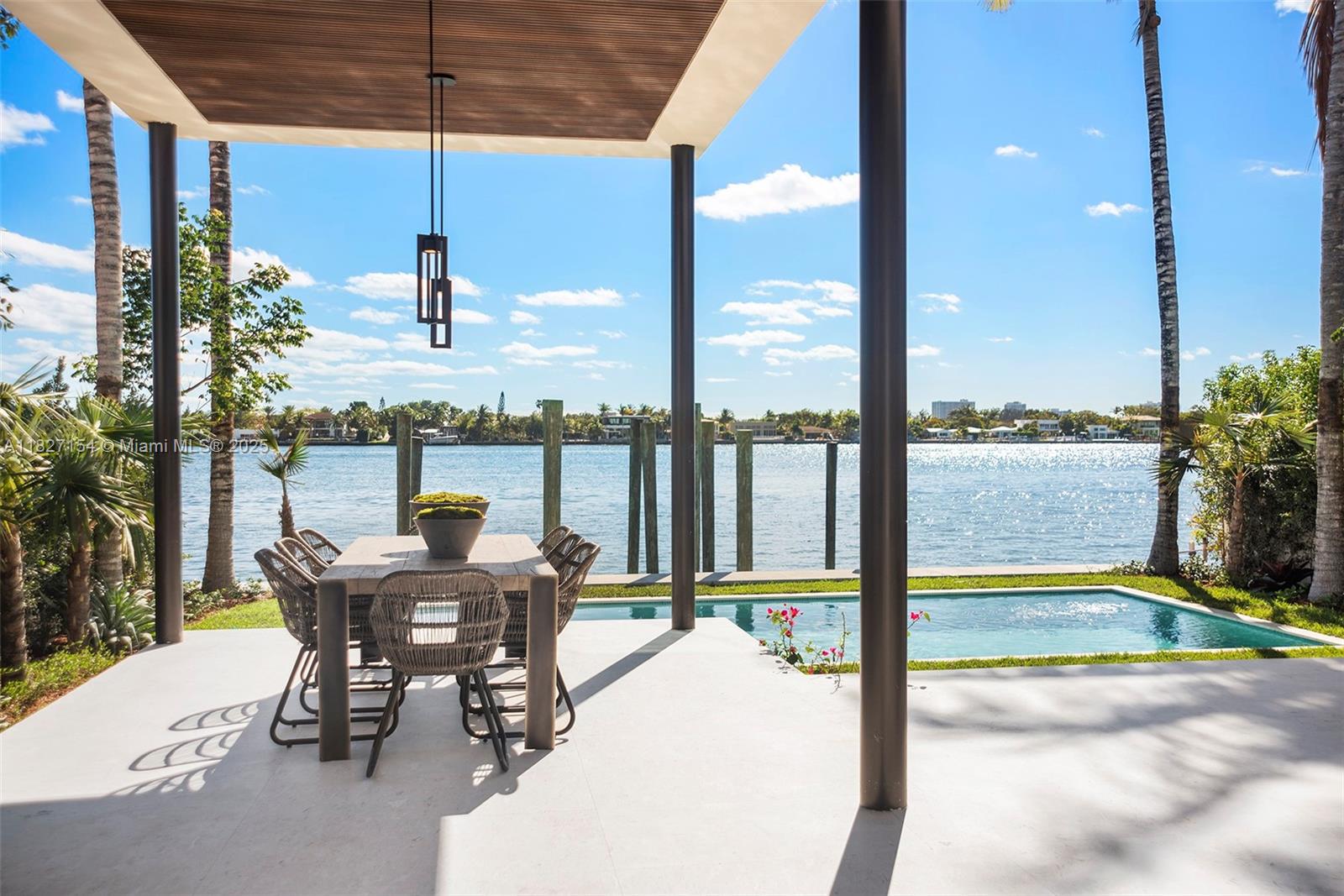 BISCAYNE BEACH-2ND ADDN - Residential