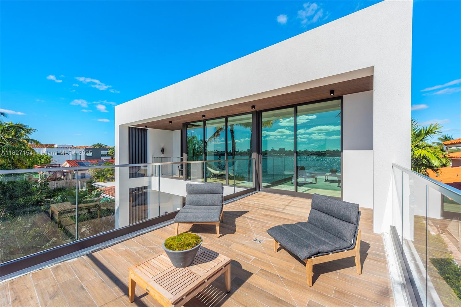 BISCAYNE BEACH-2ND ADDN - Residential