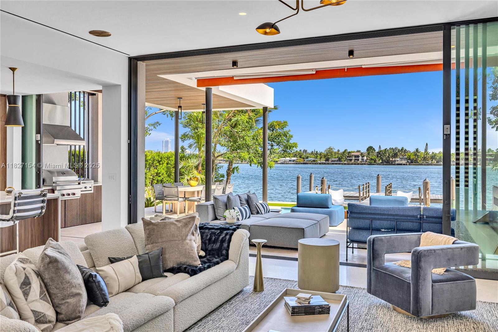 BISCAYNE BEACH-2ND ADDN - Residential