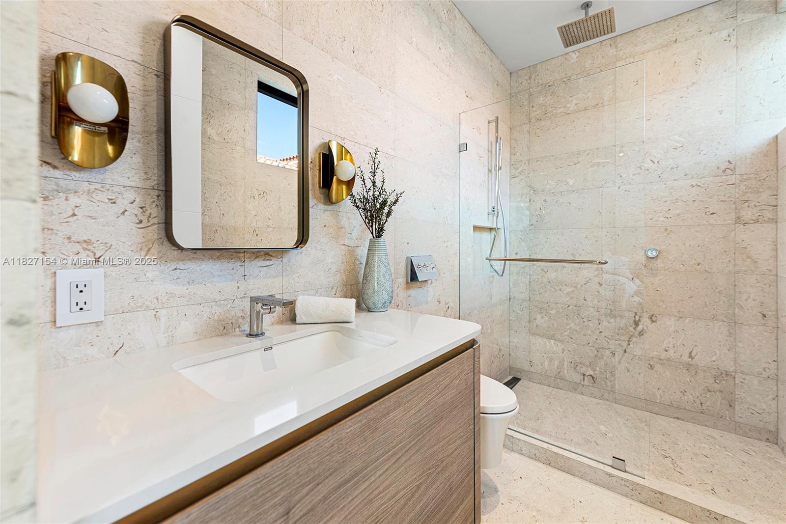 BISCAYNE BEACH-2ND ADDN - Residential