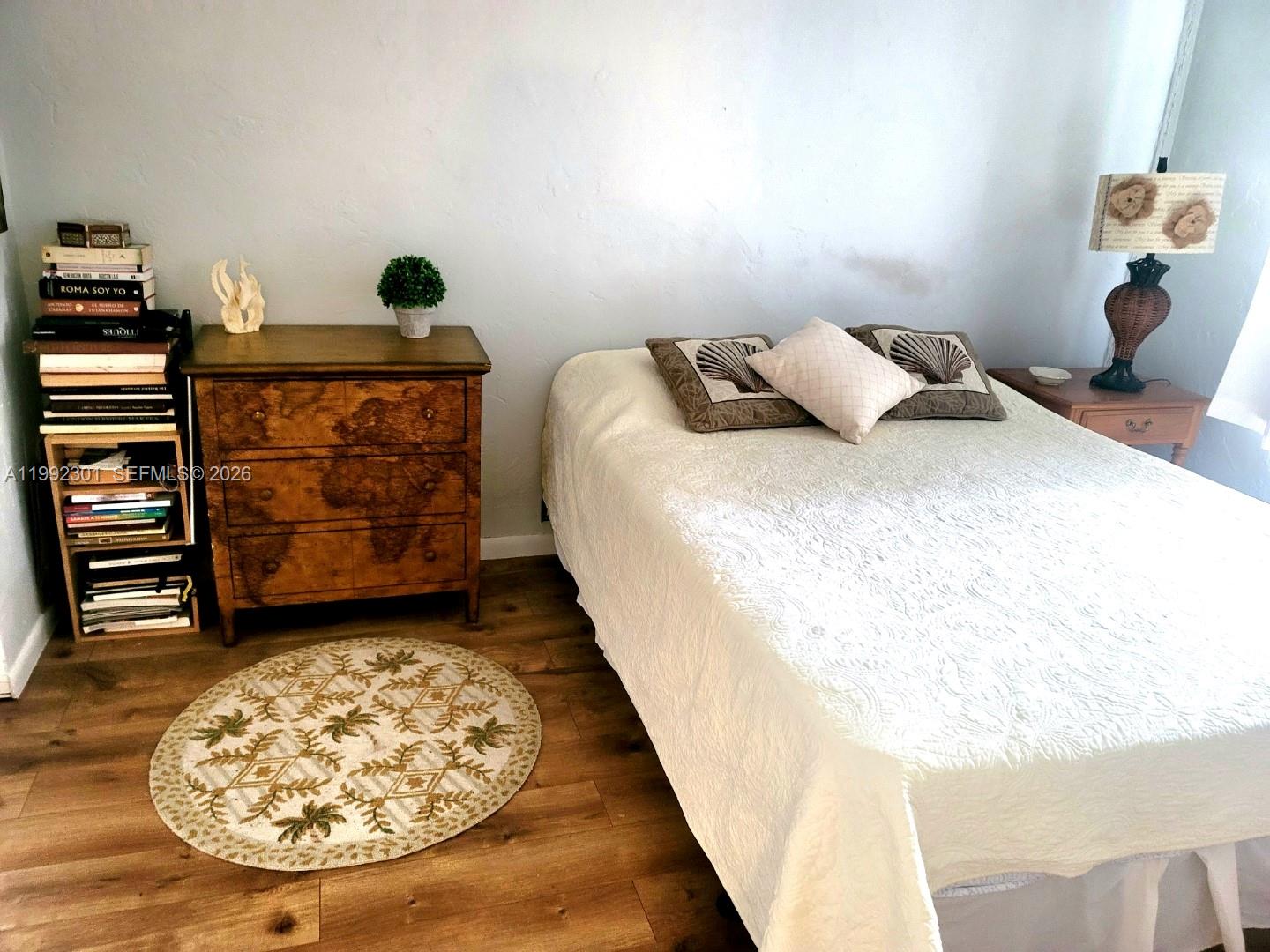 VILLA CAPRI CONDO - Residential