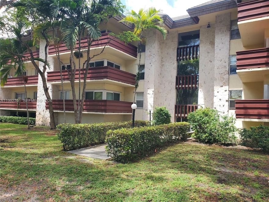 Amazing Opportunity in South Gables ! Across from the University of Miami! This spectacular unit faces east, with a balcony overlooking Mariposa Ave—a beautiful, tree-lined street in one of the most sought-after areas of Coral Gables.
This spacious 2-bedroom, 2-bath residence has been meticulously maintained and offers comfortable living in a prime location. Bathrooms and Flooring have been updated. Centrally situated near top shopping and dining, and just minutes from the University of Miami, this is a fantastic opportunity to own in the Gables. A/C is 3 years old and Outside Compressor on the roof was just replaced.

Don’t miss your chance to see this exceptional property—schedule your showing today and make it your next home! Call Listing Agent for Appointments !