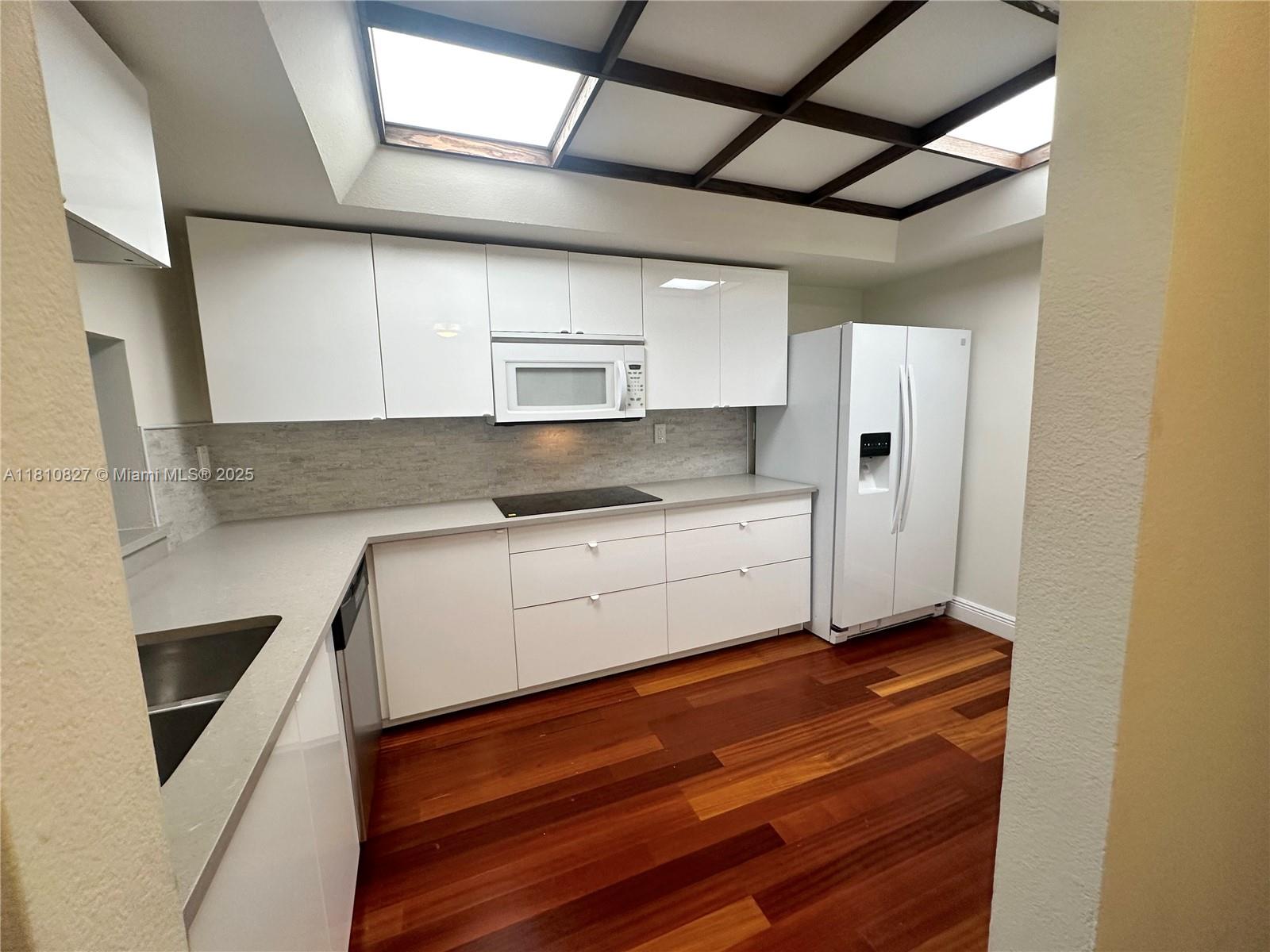 BRICKELL KEY ONE CONDO - Residential