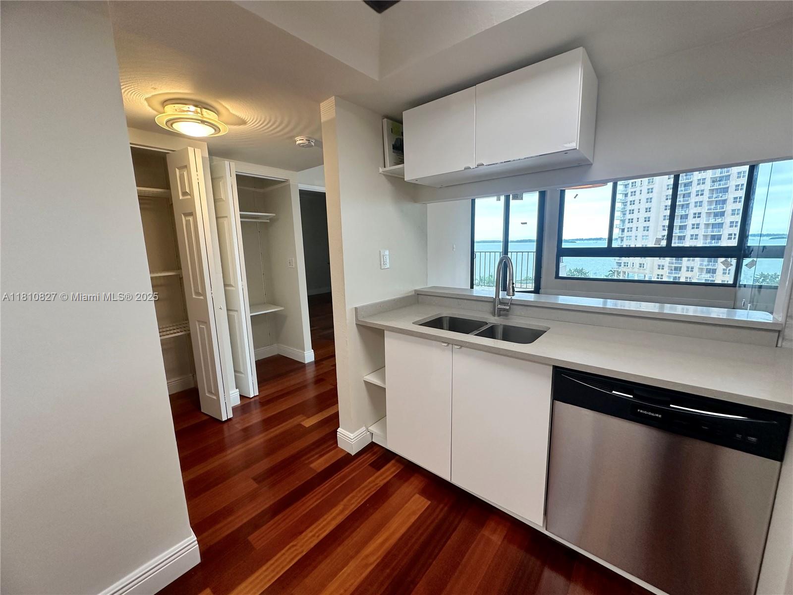 BRICKELL KEY ONE CONDO - Residential