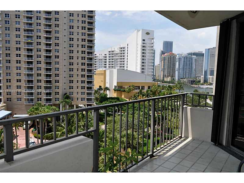 BRICKELL KEY ONE CONDO - Residential
