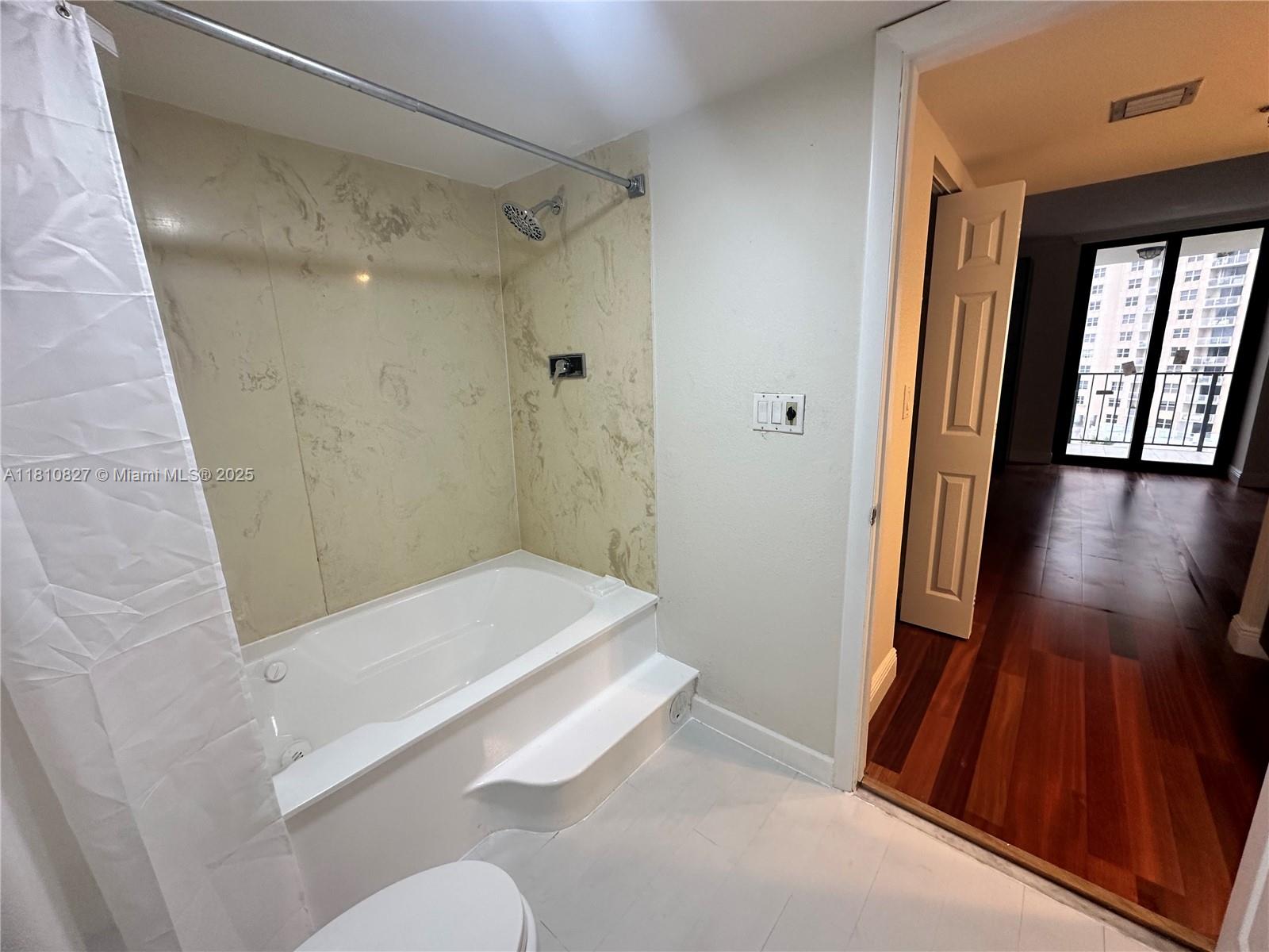 BRICKELL KEY ONE CONDO - Residential