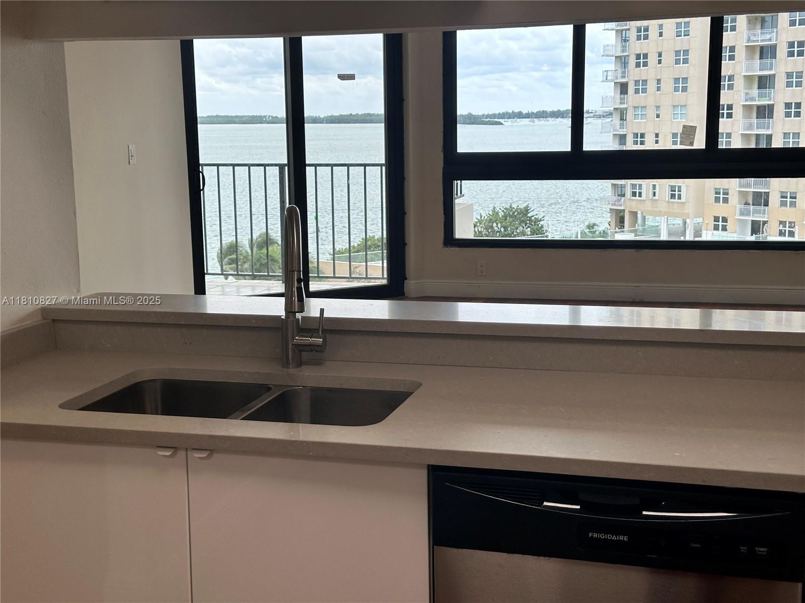 BRICKELL KEY ONE CONDO - Residential