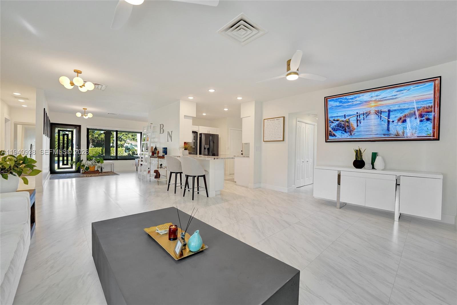 HOLLYWOOD LAKES SECTION - Residential