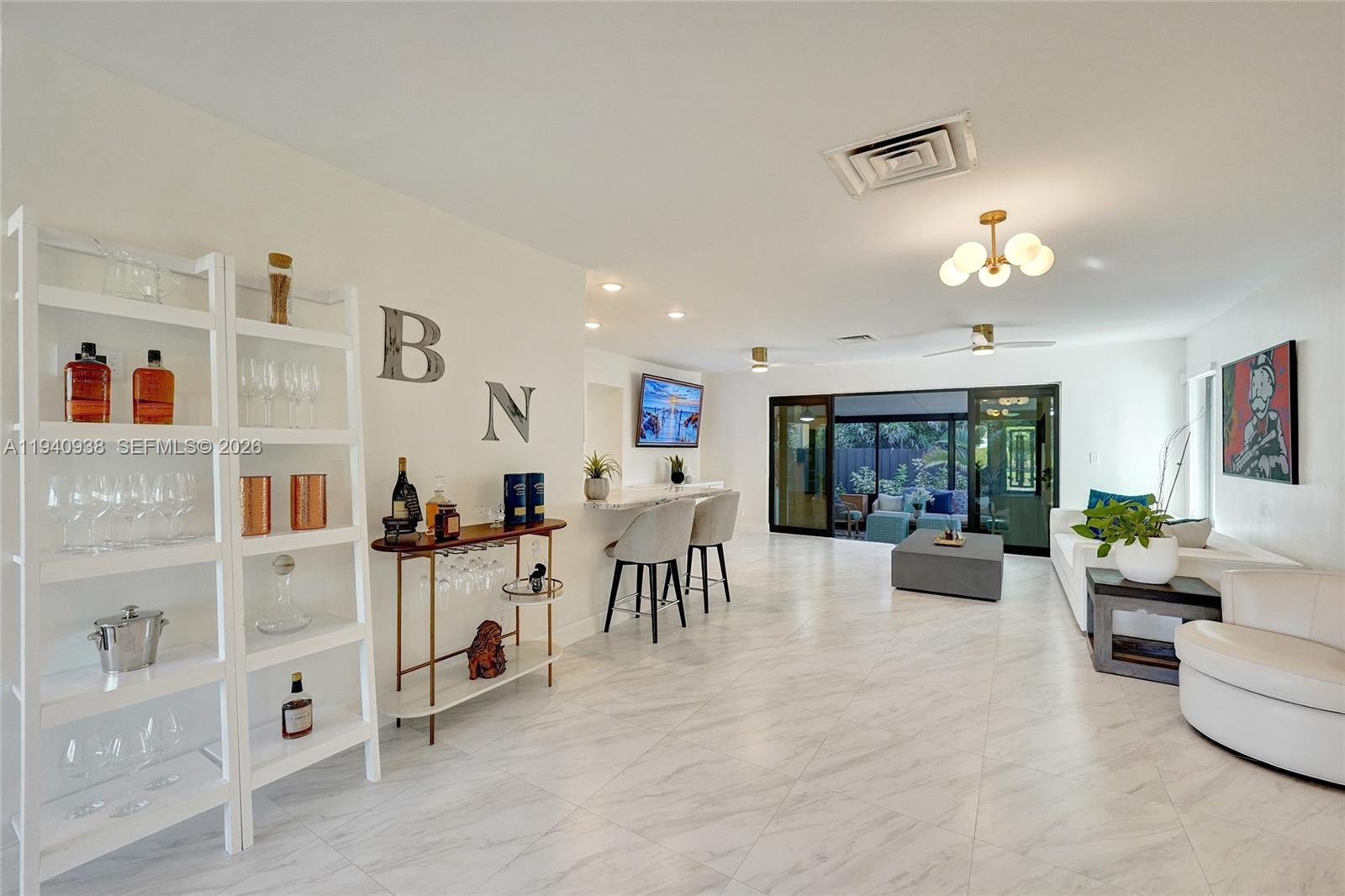 HOLLYWOOD LAKES SECTION - Residential