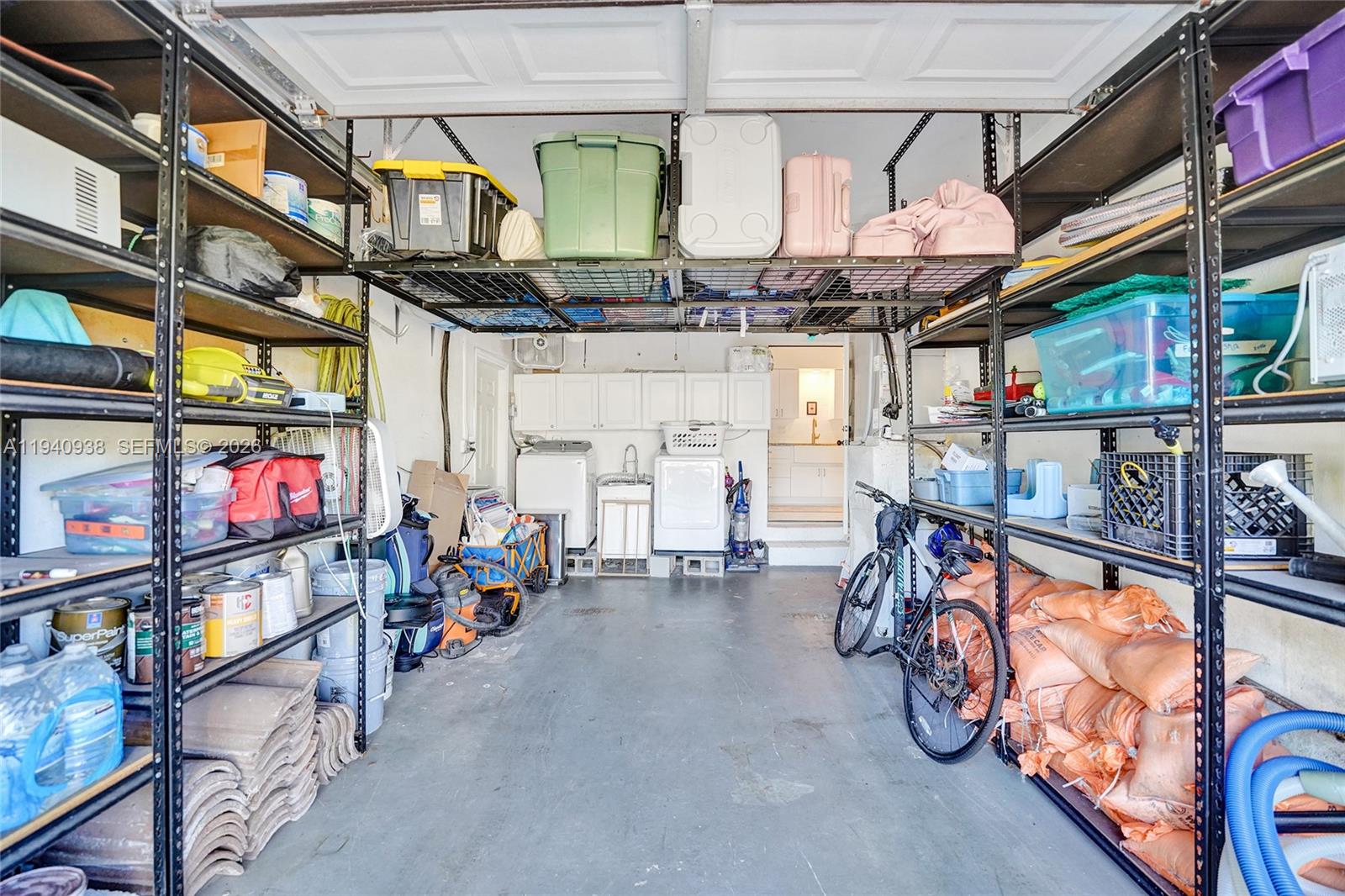 HOLLYWOOD LAKES SECTION - Residential