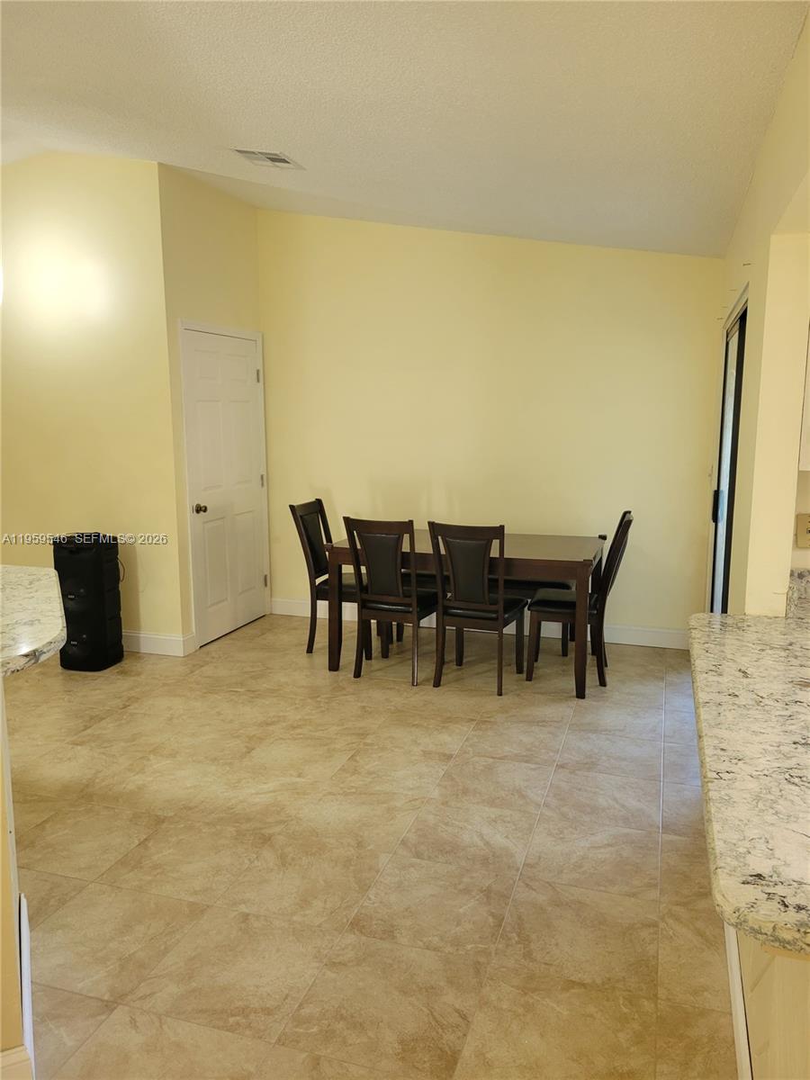 LAKE SEBRING ESTATES - Residential