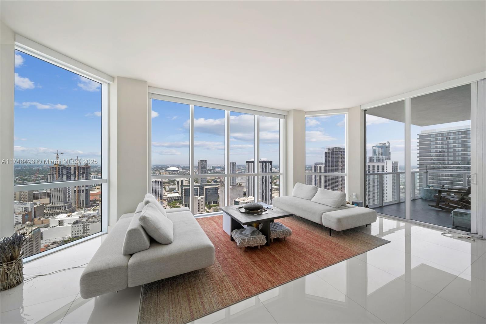 244 Biscayne Blvd 4608