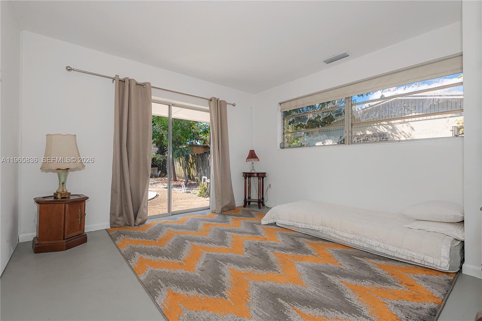 CON-GIA MNR - Residential