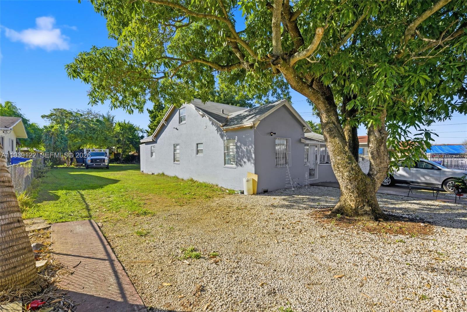 GARDENS PARK - Residential