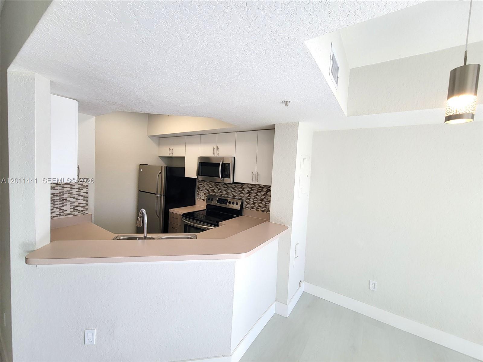 755 SW 148th Ave 1103