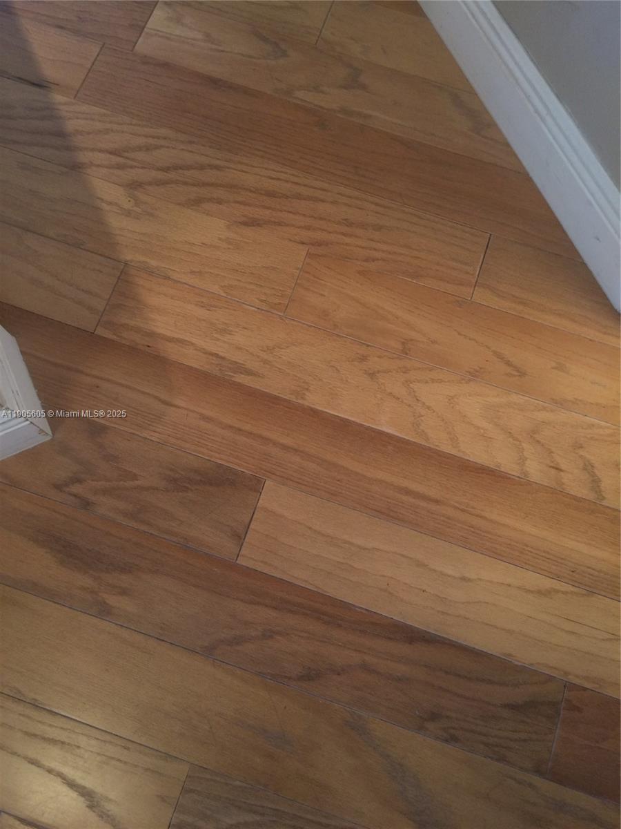 ARLEN HOUSE WEST CONDO - Residential