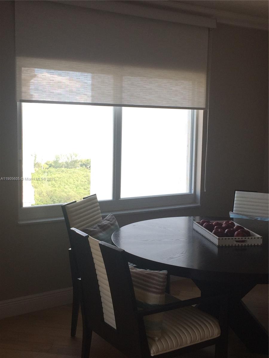 ARLEN HOUSE WEST CONDO - Residential