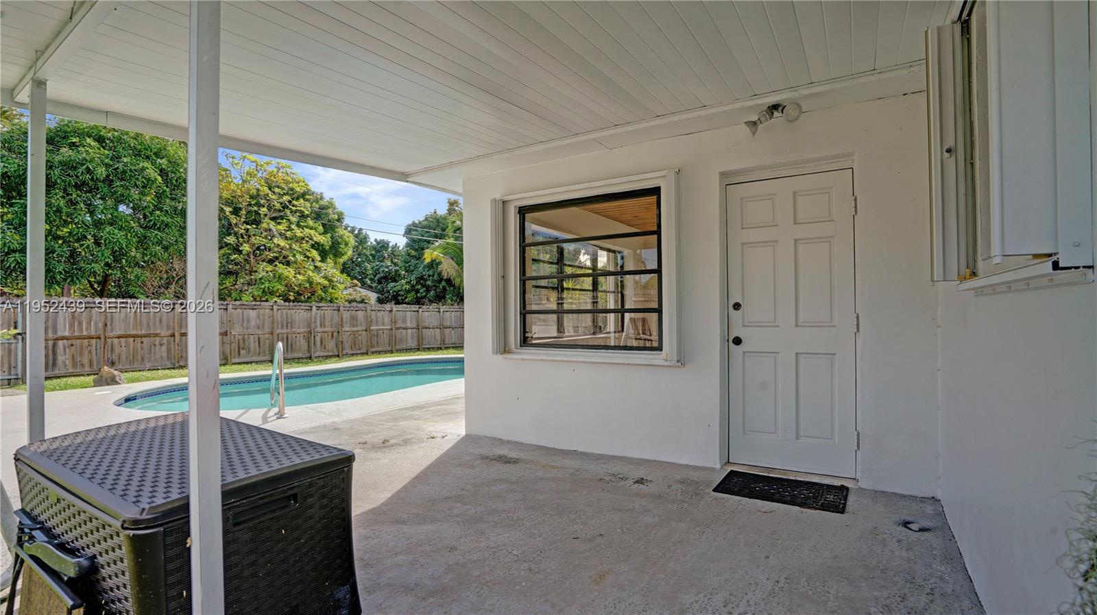 CENTRAL GOLF SEC OF HOLLY - Residential