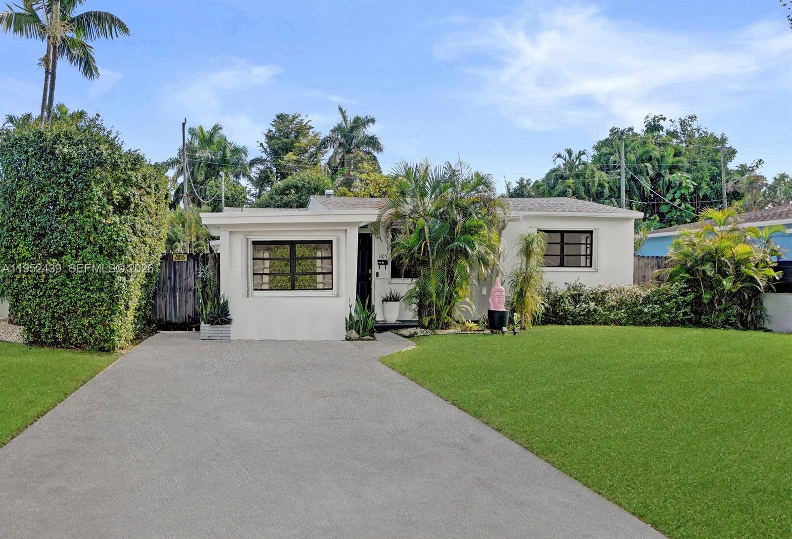 CENTRAL GOLF SEC OF HOLLY - Residential