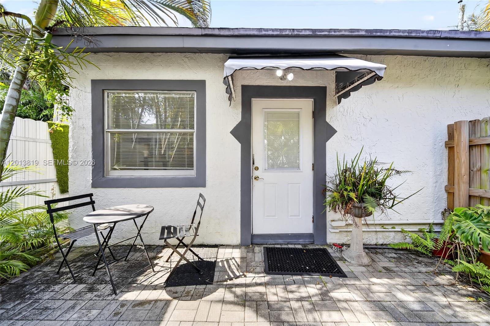 1520 SW 11th Ter A - Image 1