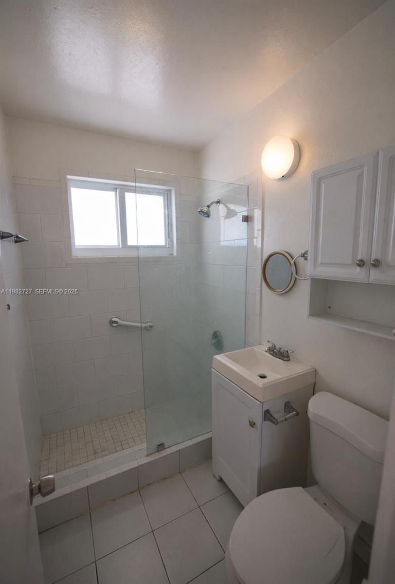 WESTLAWN-CORRECTED PLAT - Residential Lease