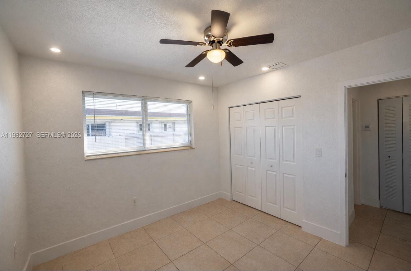 WESTLAWN-CORRECTED PLAT - Residential Lease