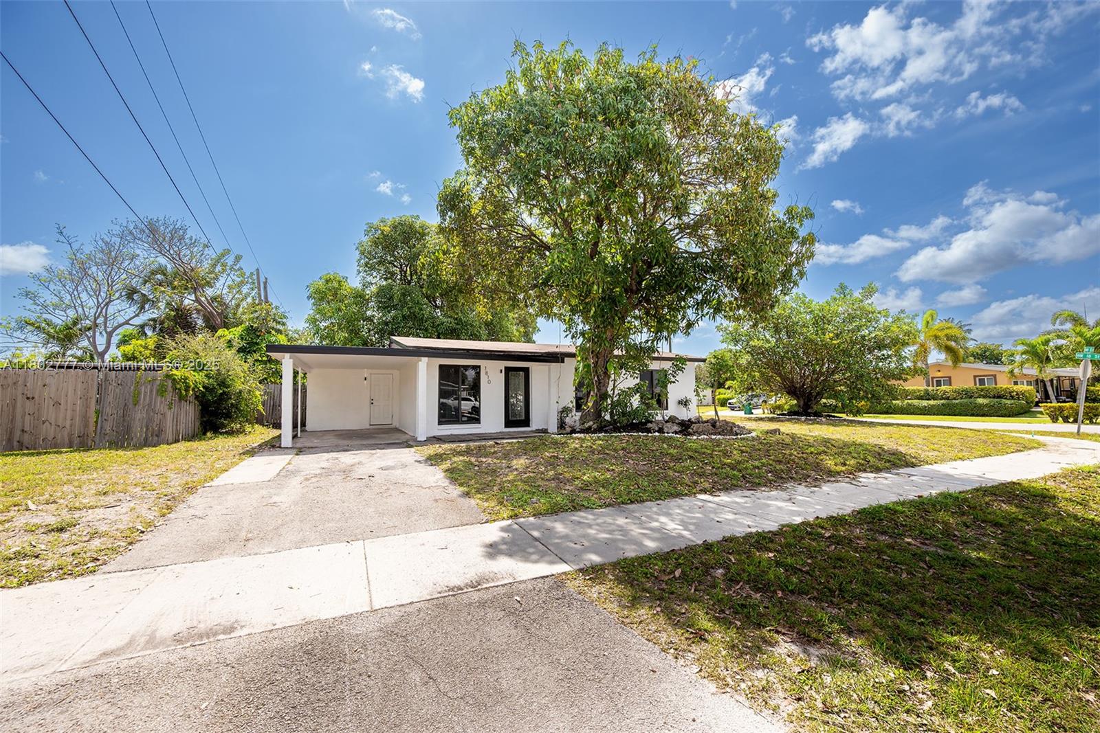 1810 NW 33rd Ave