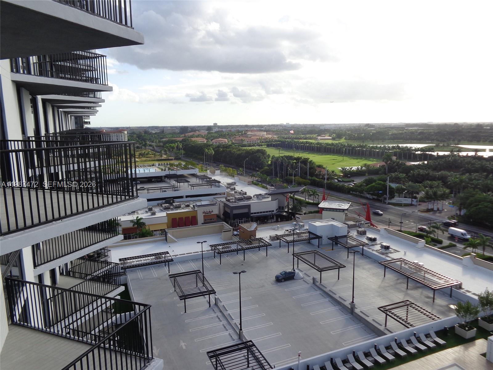 5252 PASEO CONDO - Residential Lease