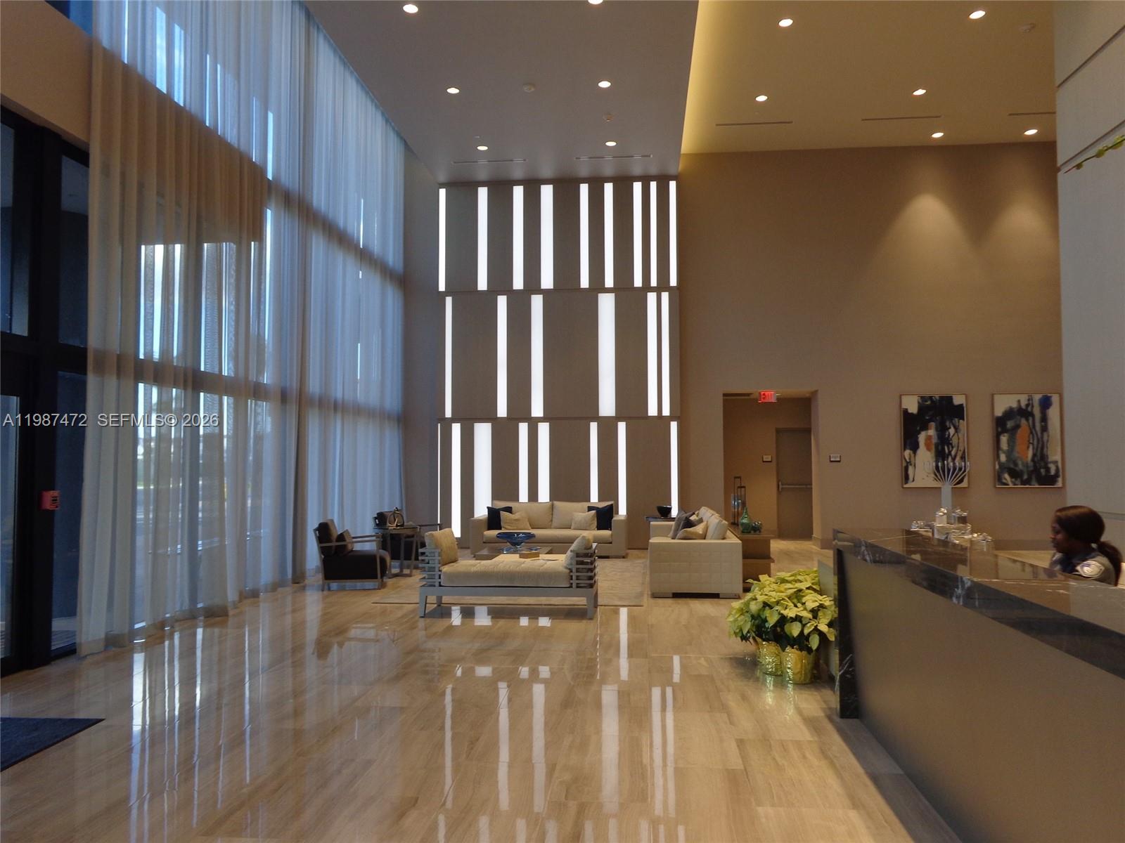 5252 PASEO CONDO - Residential Lease