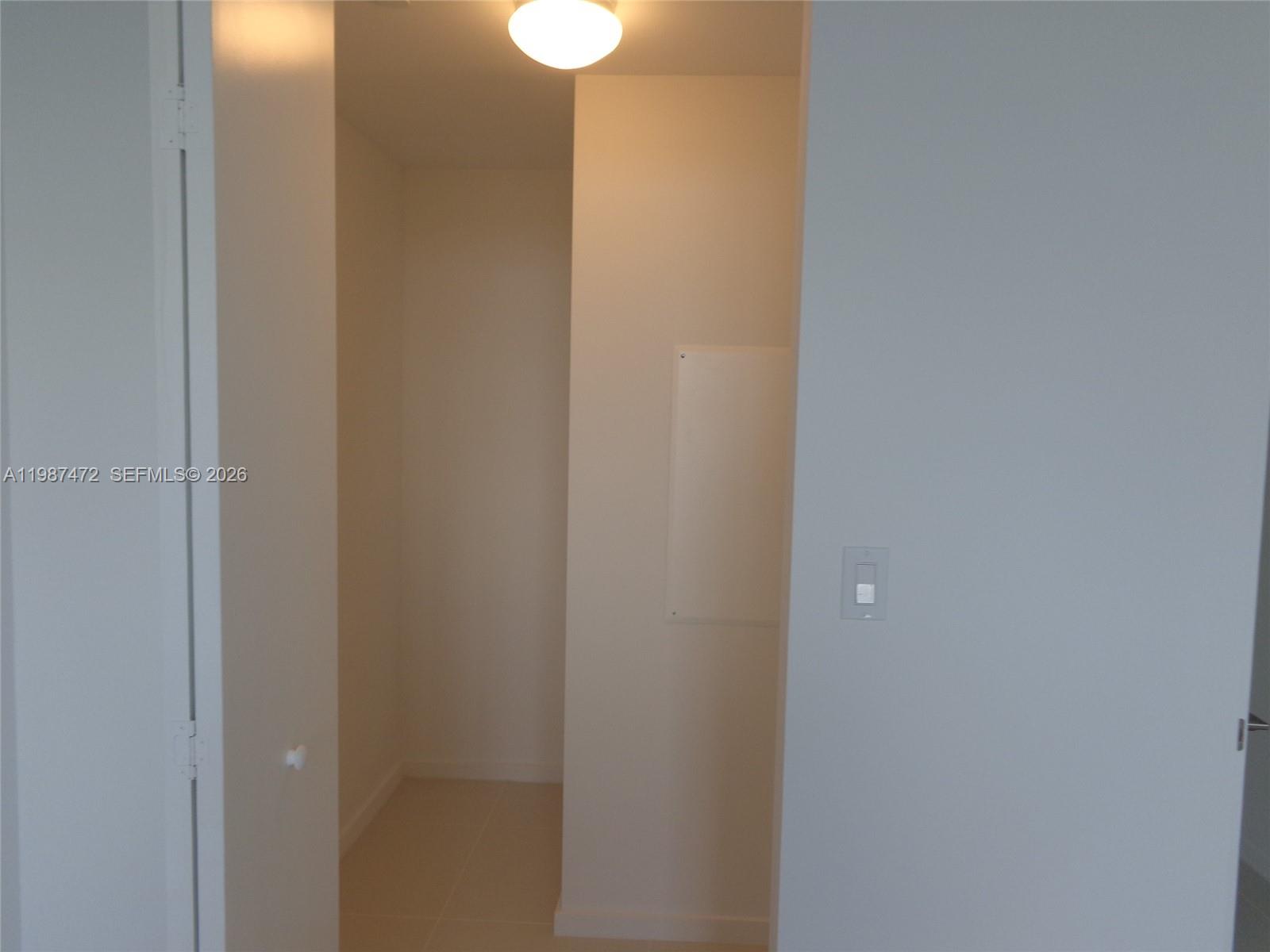 5252 PASEO CONDO - Residential Lease