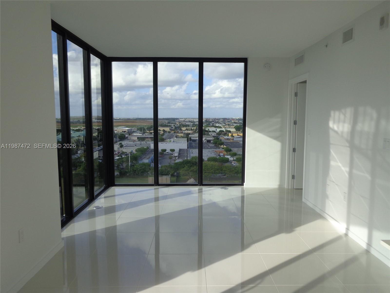 5252 PASEO CONDO - Residential Lease