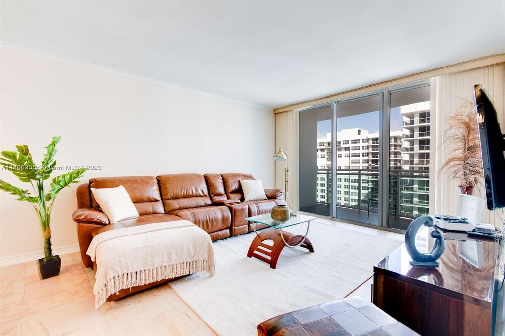 Photo of 3001 S Ocean Dr #1507, Hollywood, FL 33019 (MLS # A11406305)
