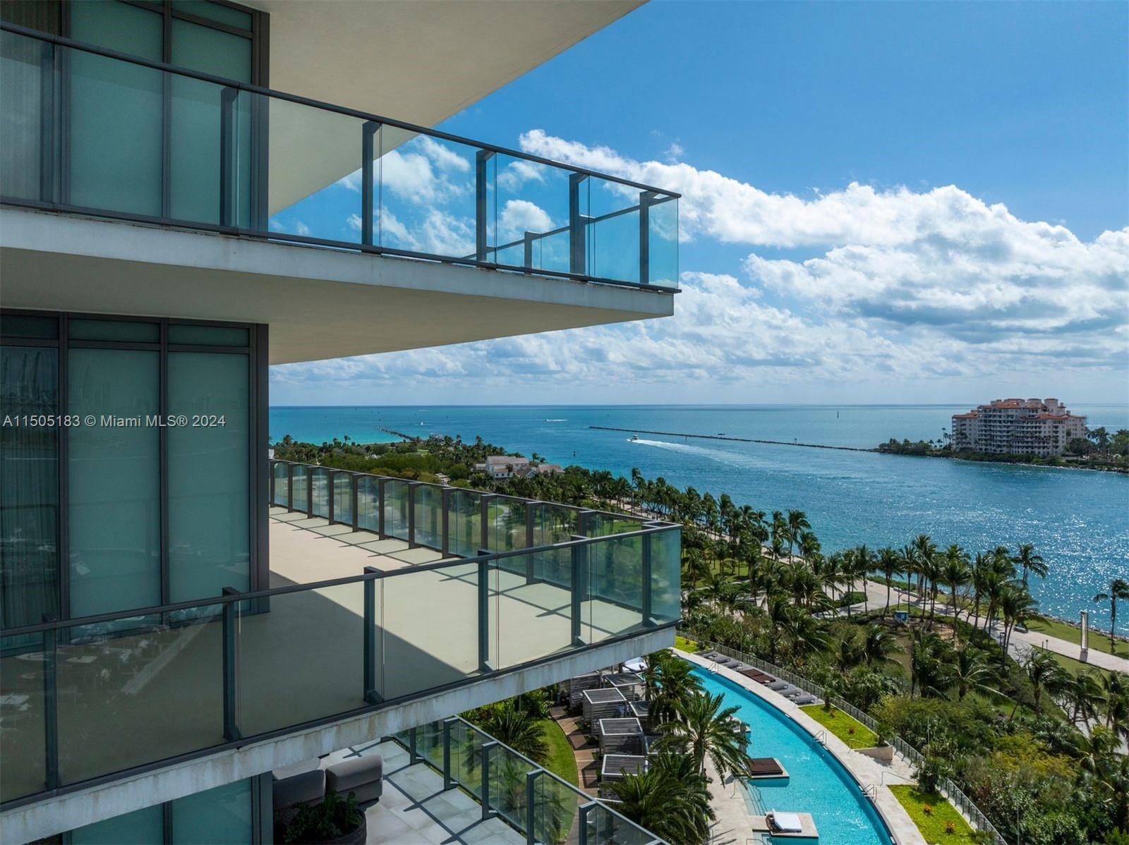 APOGEE CONDO - Residential