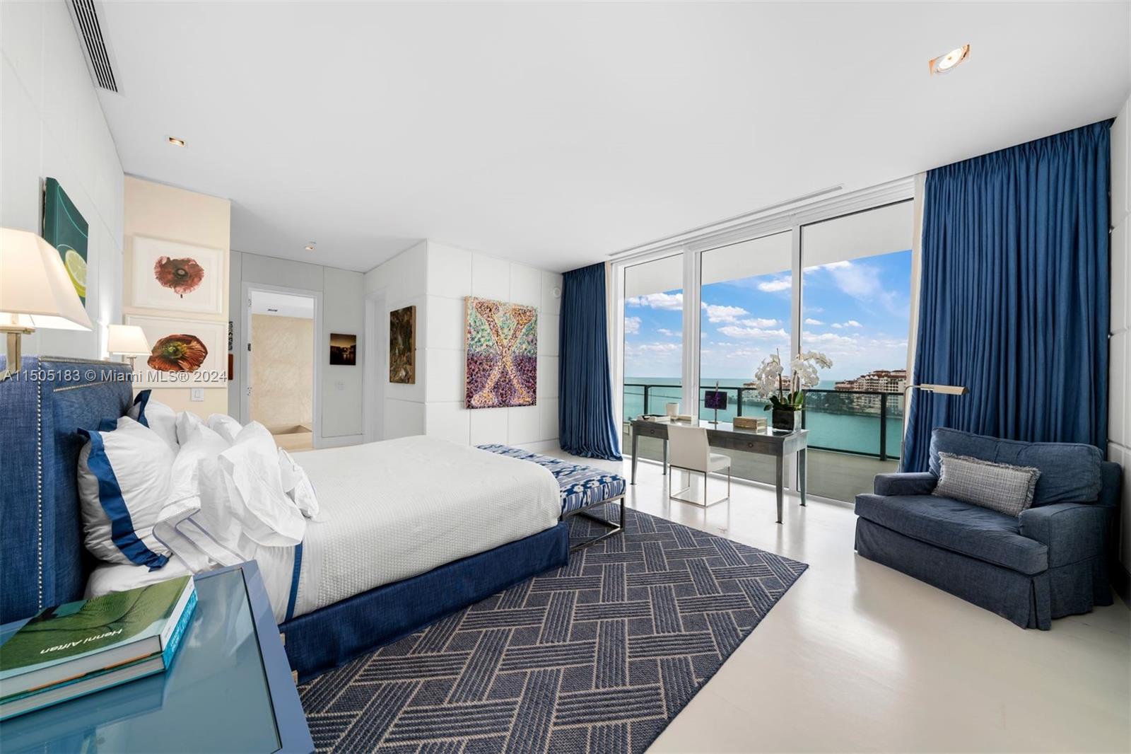 APOGEE CONDO - Residential