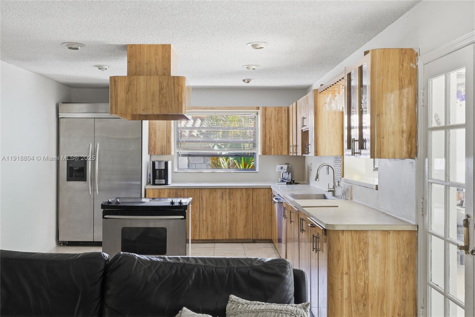 GOLDEN SHORES OCEAN BLVD - Residential