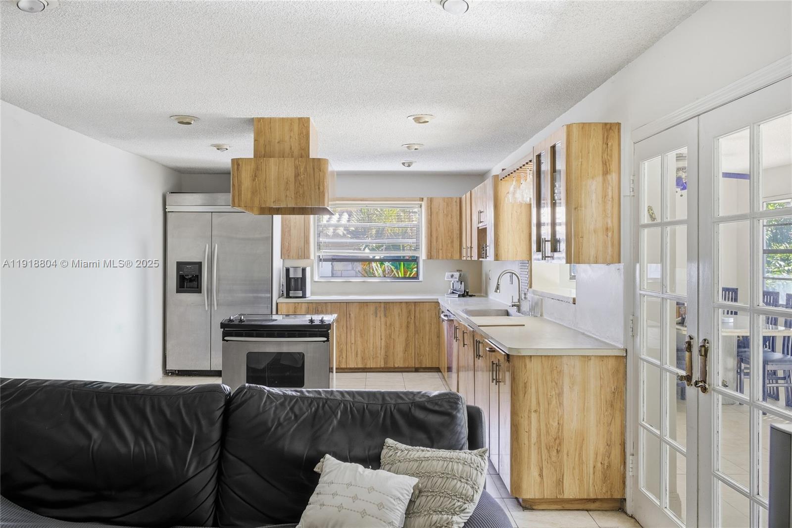 GOLDEN SHORES OCEAN BLVD - Residential