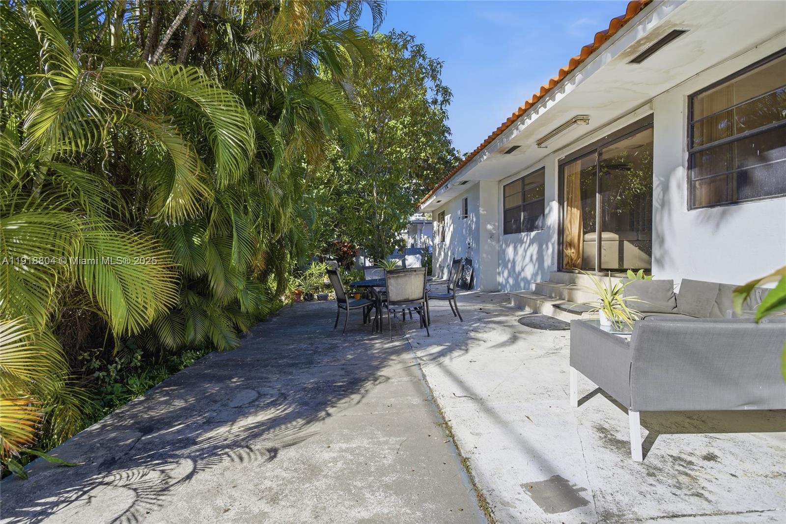 GOLDEN SHORES OCEAN BLVD - Residential