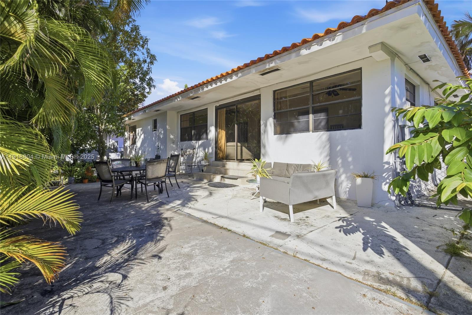 GOLDEN SHORES OCEAN BLVD - Residential