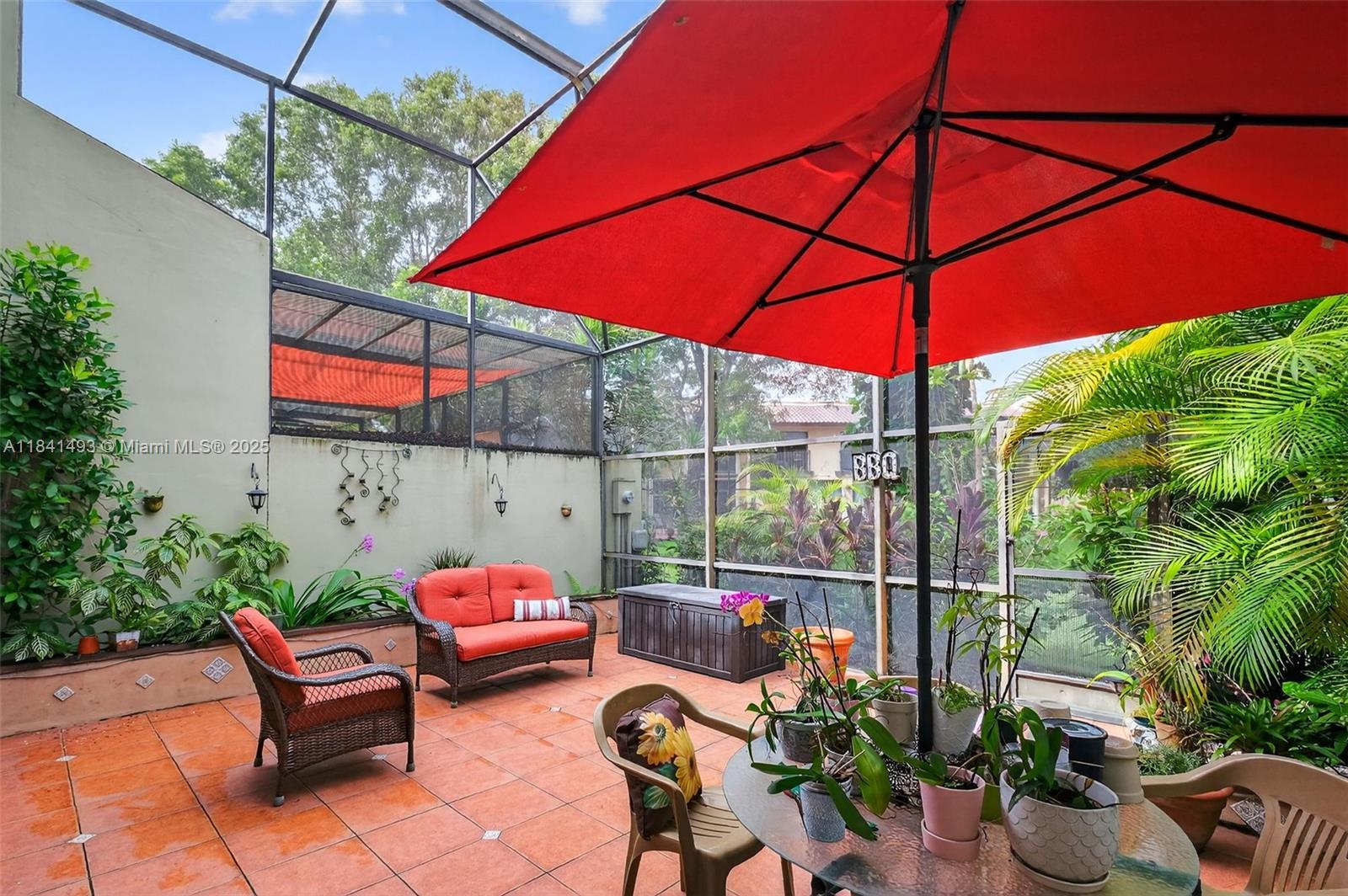 COSTA DEL SOL CONDO N - Residential