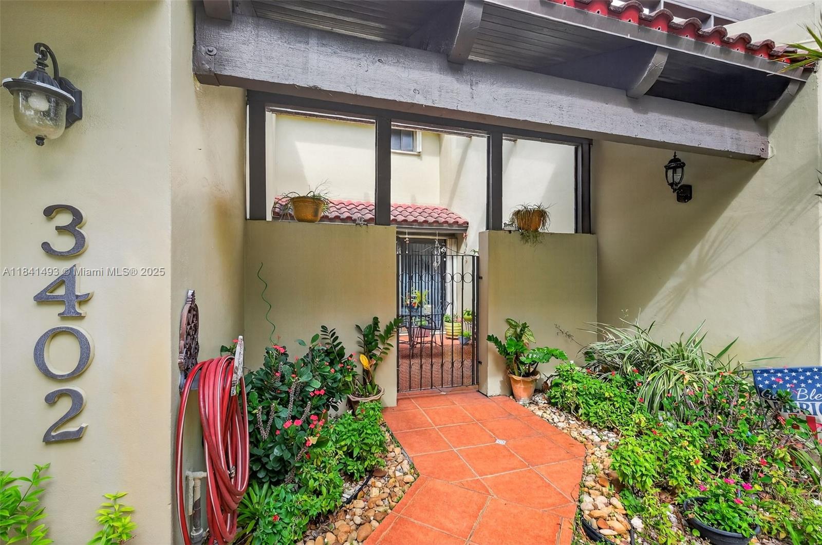 COSTA DEL SOL CONDO N - Residential