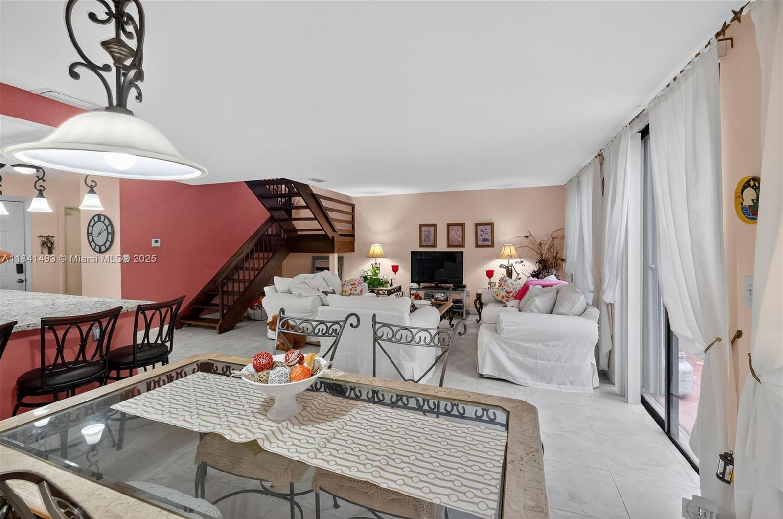 COSTA DEL SOL CONDO N - Residential