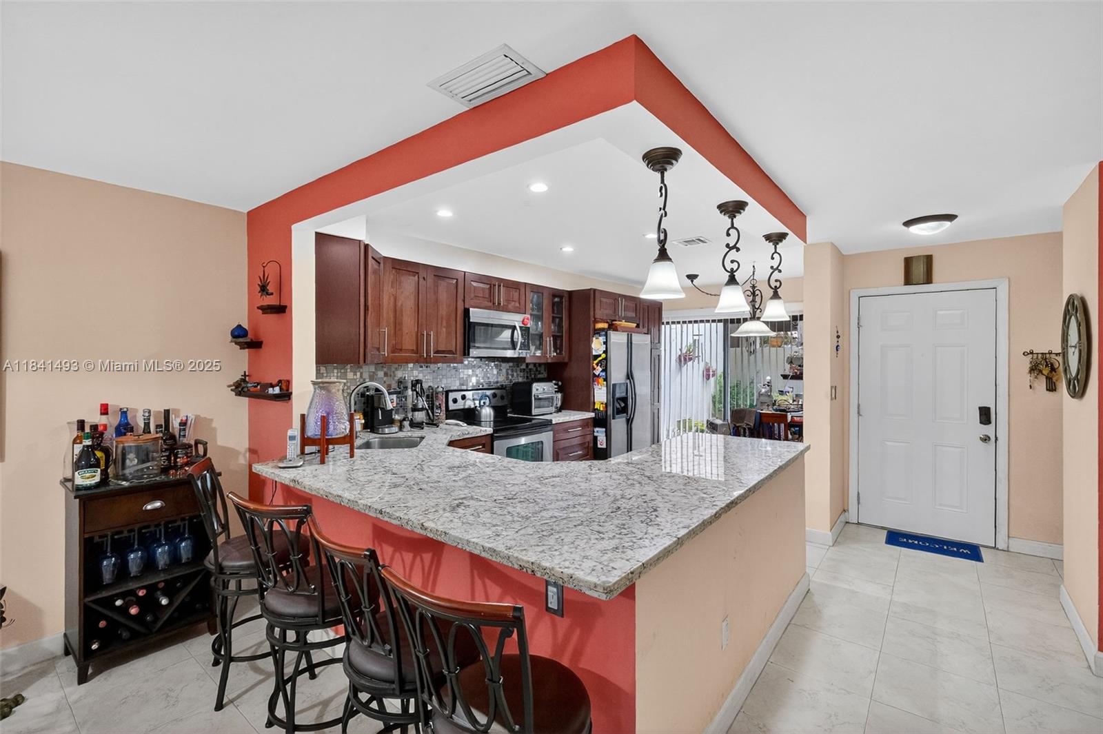 COSTA DEL SOL CONDO N - Residential