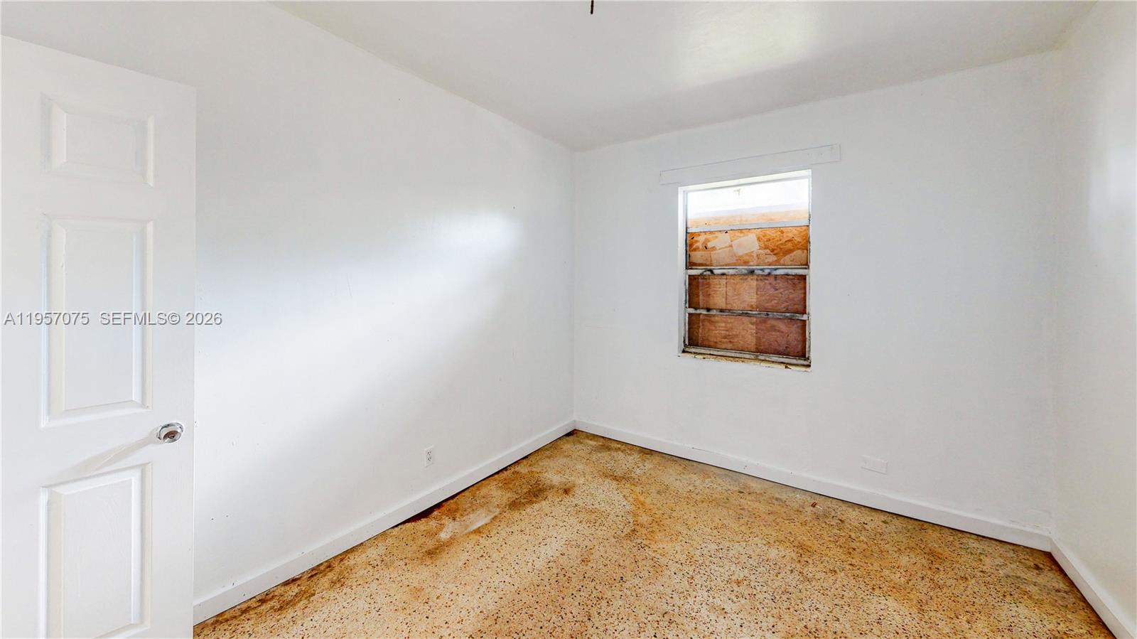 CORAL BAY MANOR - Residential Income