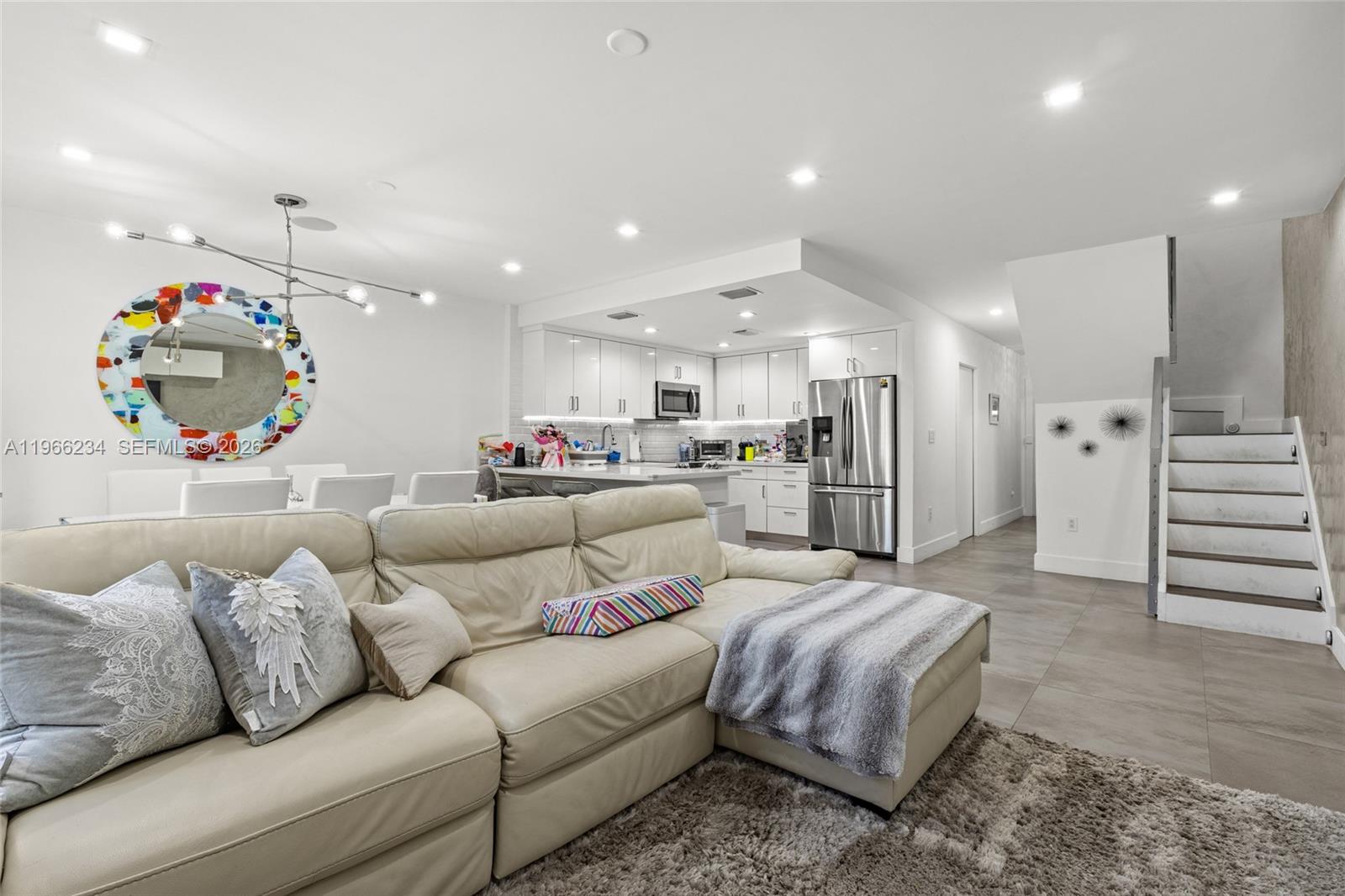 SUNSET PARK TOWN HOUSES - Residential