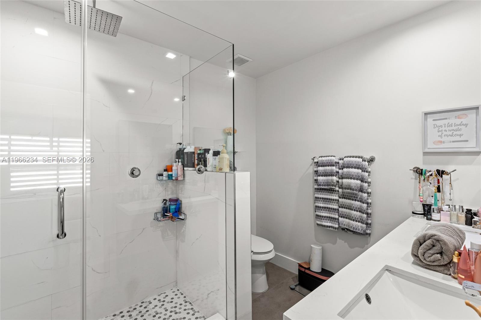 SUNSET PARK TOWN HOUSES - Residential