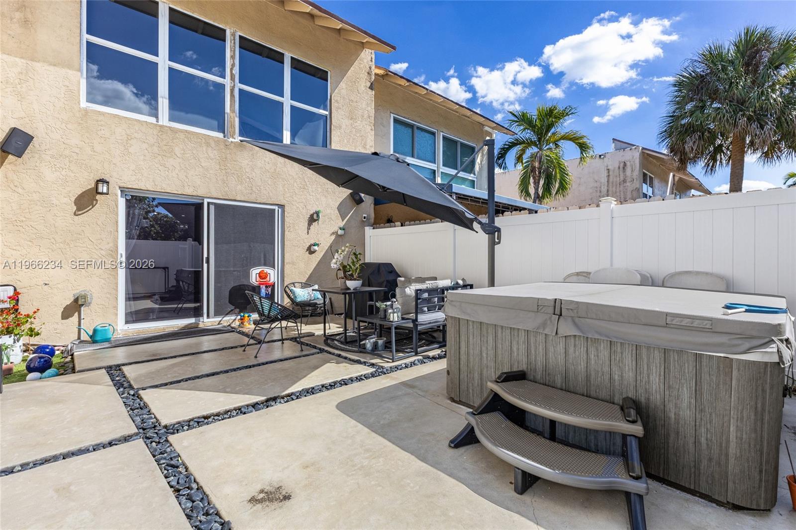 SUNSET PARK TOWN HOUSES - Residential