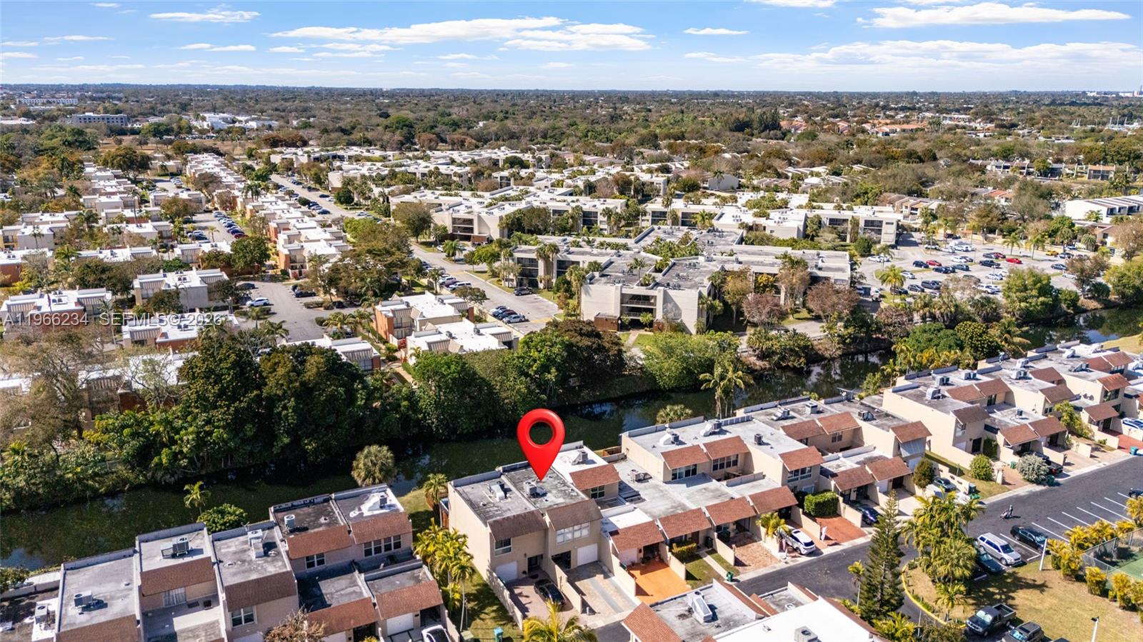 SUNSET PARK TOWN HOUSES - Residential