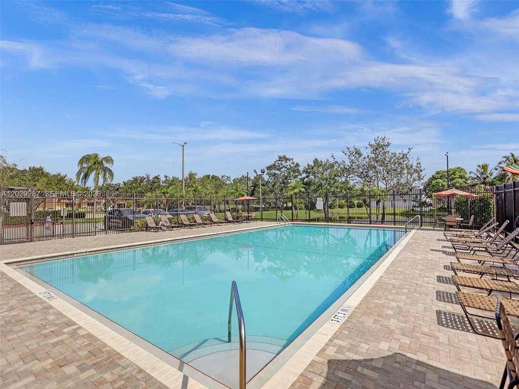 Photo of 16541 NW 5th St, Pembroke Pines, FL 33028 (MLS # A12029287)