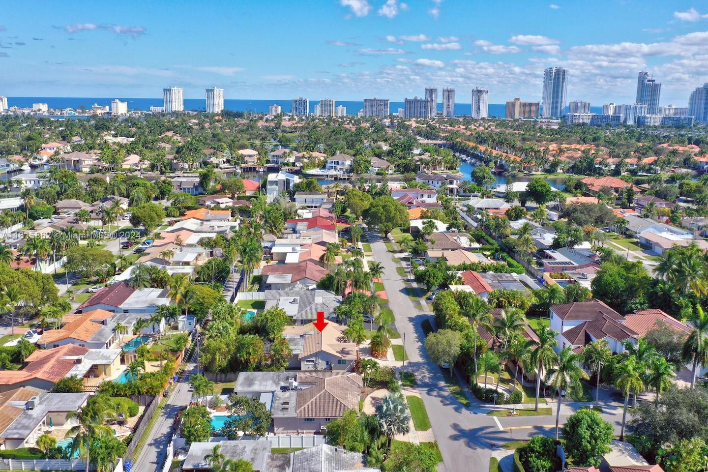 HOLLYWOOD GOLF ESTATES SE - Residential Lease