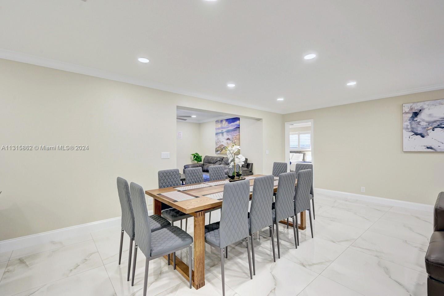 HOLLYWOOD GOLF ESTATES SE - Residential Lease